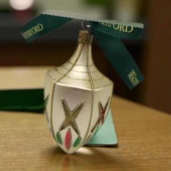 Waterford Ltd Series Nostalgic Collection Ornament Diamond Cut Cone - Picture 2 of 7